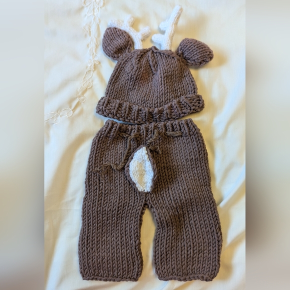 Handmade OOAK size 6-9 months deer knit pants & hat NWOT - Picture 2 of 3